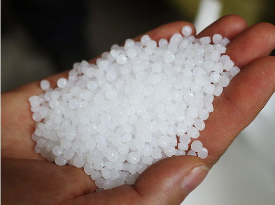 Yantai Double Plastic Industry Co., Ltd. ยืนยันวัตถุดิบ HDPE บริสุทธิ์ 100% เพื่อสร้างตาข่ายพลาสติกคุณภาพสูง เป็นมิตรกับสิ่งแวดล้อม และทนทาน